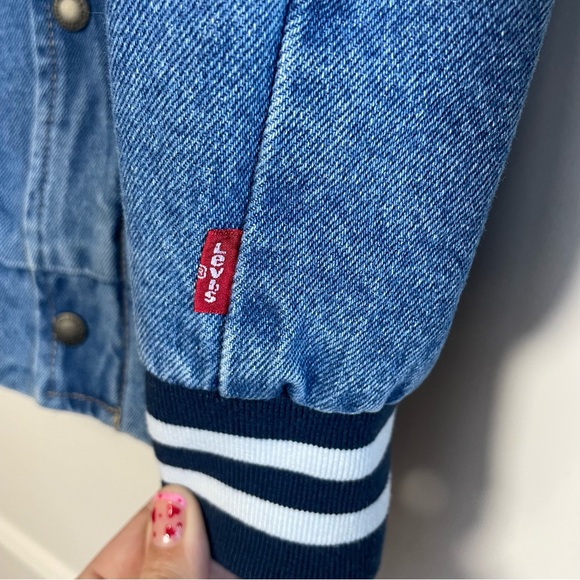 Levi's Men's Denim Zip Varsity Bomber Jacket Vintage Retro
Streetwear Casual NWT - Picture 3 of 12